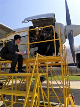 通用航空系学生参加全国职业院校技能大赛赛前集训选拔考核